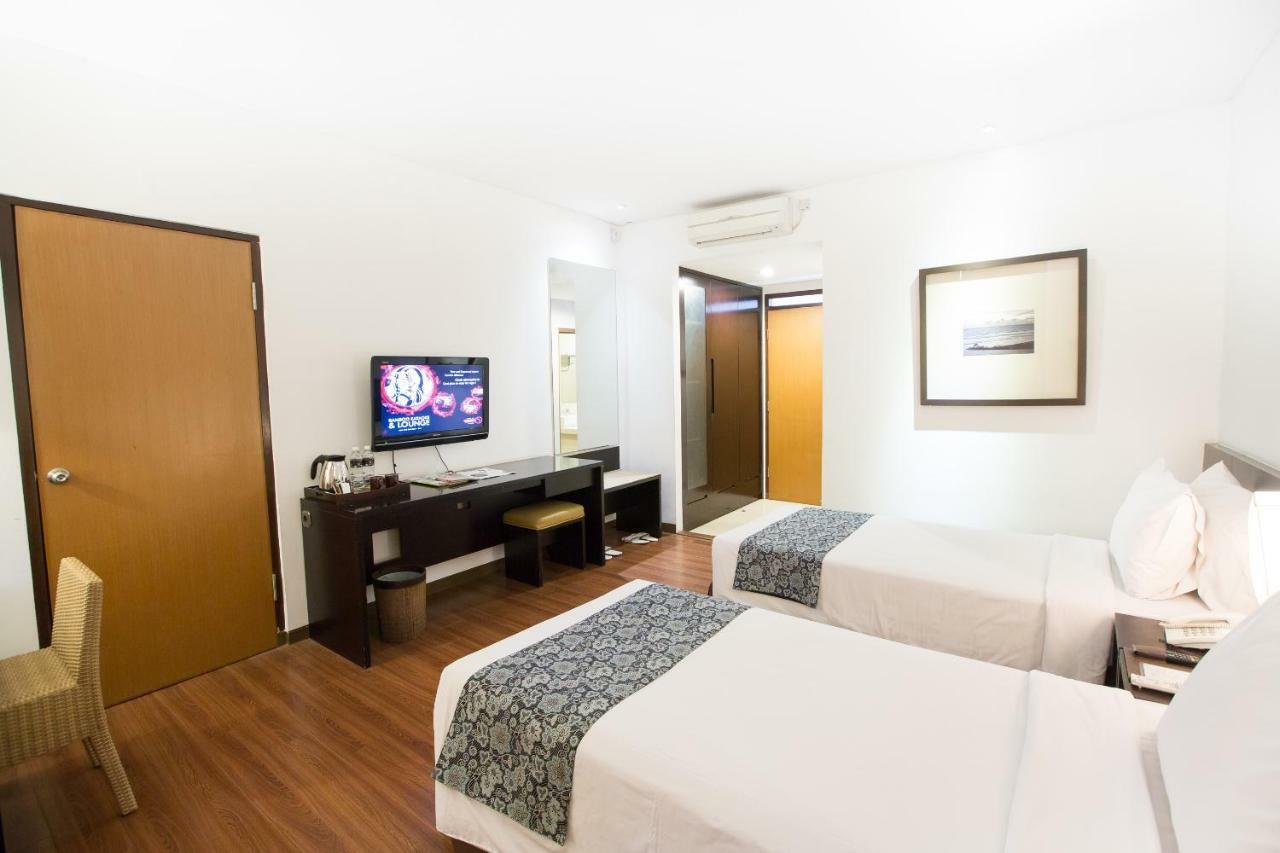 Gumilang Regency Hotel Bandung Ngoại thất bức ảnh